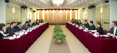 首次葡國—澳門聯合委員會會議在澳門舉行。